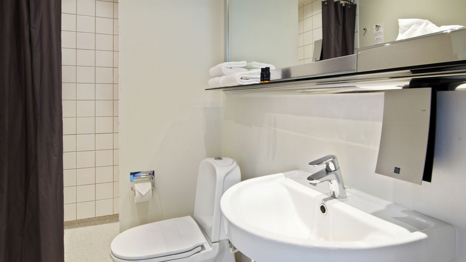 Bathroom 4, Hotel Kronjylland, Randers