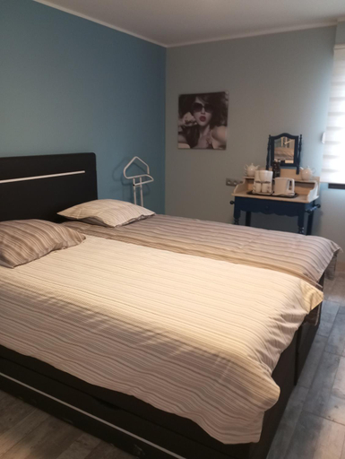Others 4, chambres d'hotes les orchidees, Haute-Loire