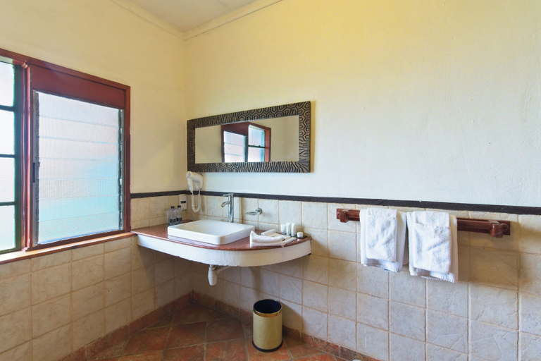 Bathroom 4, Muthu Keekorok Lodge, Maasai Mara, Narok, Narok West
