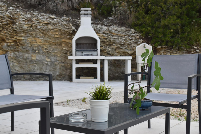 Facilities 5, Villa Futura, Trapani