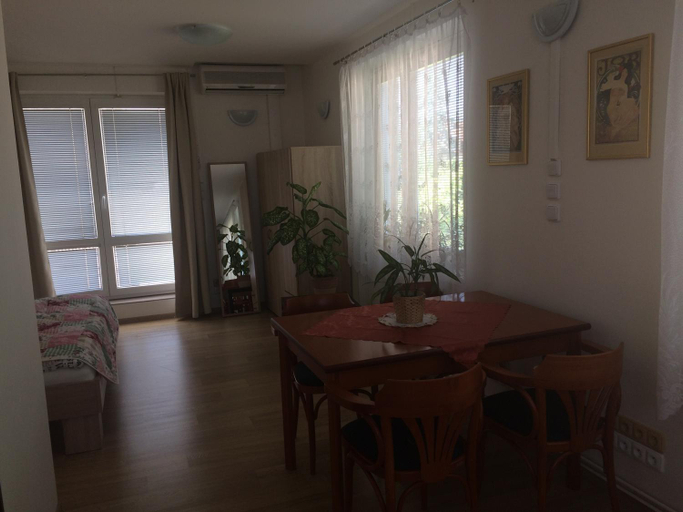 Others 5, Apartment Praha 4, Praha 4