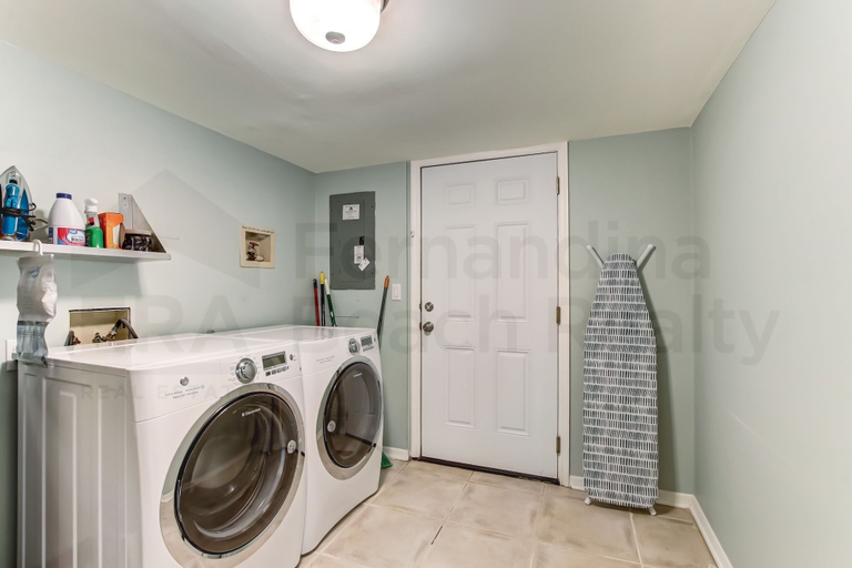 Bathroom 4, 8 Sea Castles 3 Bedroom Condo by RedAwning, Nassau