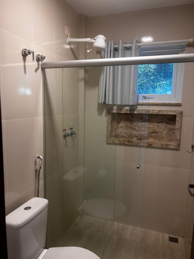 Bathroom 3, CJ17AR - 3D - Paraiso em Arraial D'Ajuda Praia e Lazer, Porto Seguro