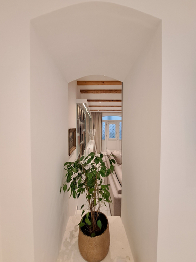 Others 5, House Olenta, Split