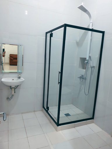 Bathroom 4, Wisma Erbyta 2, Cilegon