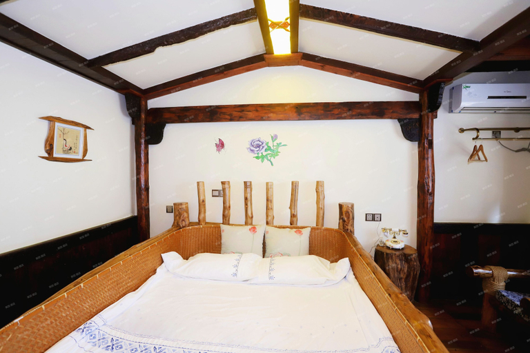 Bedroom 3, Butterfly Loves Flower Inn, Zhangjiajie