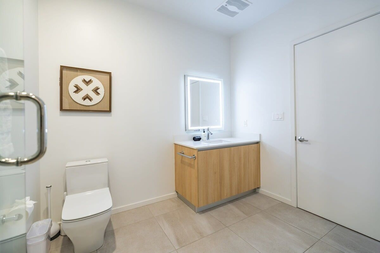 Bathroom 5, @ Marbella Lane - Sleek Corner Ocean View, Los Angeles
