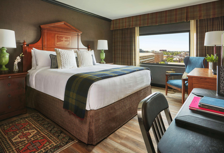 Bedroom 2, Graduate by Hilton Ann Arbor, Washtenaw