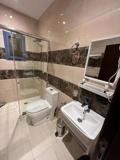 Bathroom 5, Al Fursan United Serviced Apartments, Jeddah