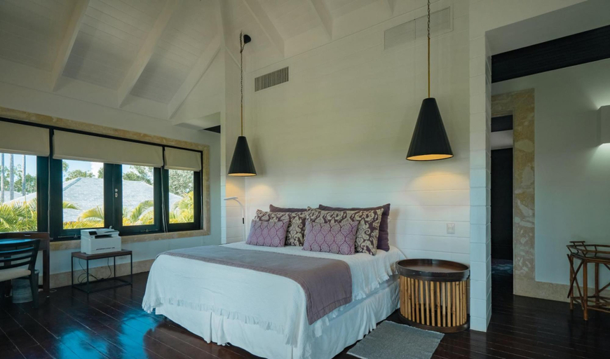 Bedroom 2, Dramatic Luxury Villa With Golf and Ocean View Walking Distance From the Beach, Salvaleon de Higuey