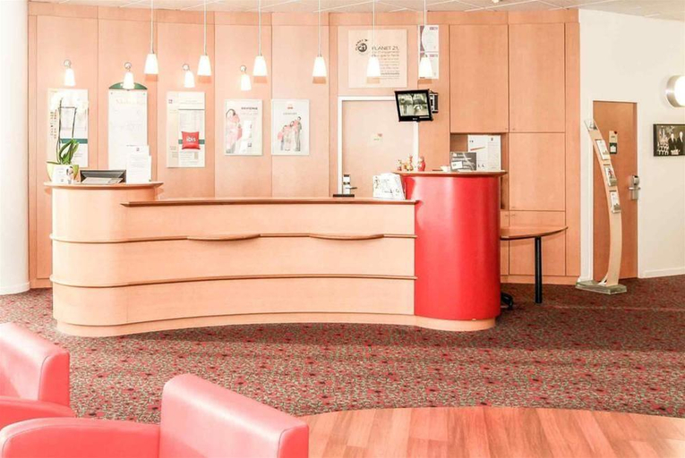 Public Area 2, ibis Lyon Sud Vienne Saint Louis, Isère