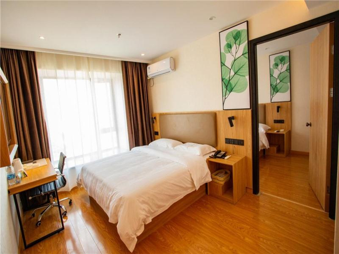 Bedroom 2, GreenTree Inn Qinzhou East Railway Station, Qinzhou