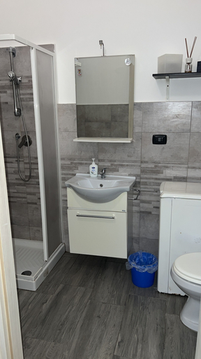 Bathroom 5, Bed2Go Brescia, Torino
