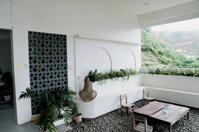 Others 4, Haura By Travelink, Wonosobo