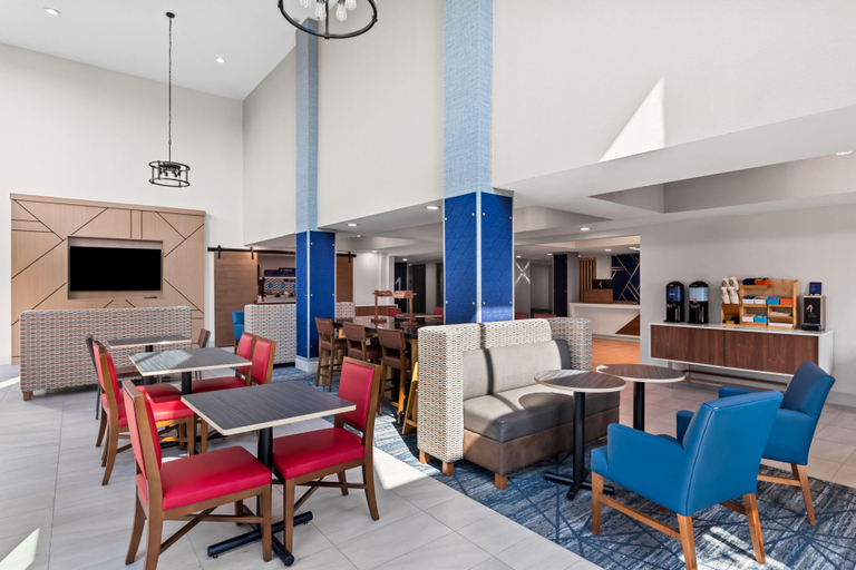 Public Area 3, Holiday Inn Express & Suites AUSTIN SW - SUNSET VALLEY by IHG, Travis
