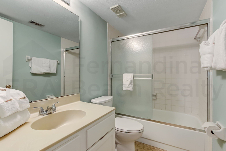 Bathroom 4, Modern Condo with Amazing Ocean Front Views by RedAwning, Nassau
