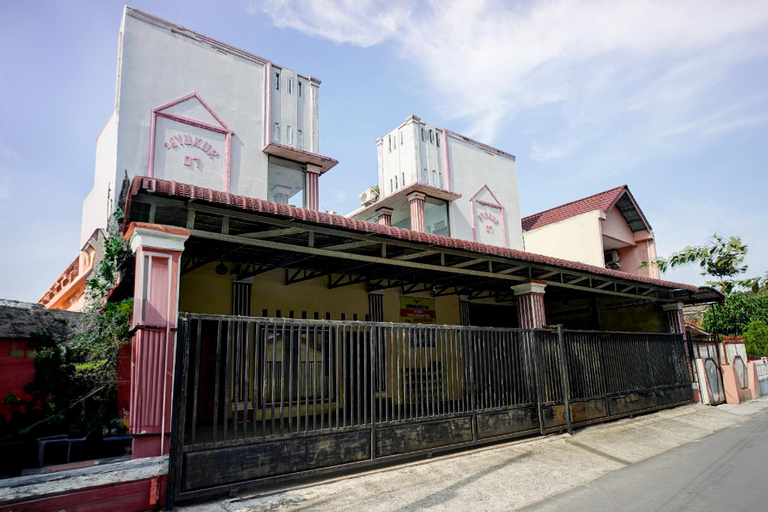 Exterior & Views 1, Hotel O Syukur 07 Syariah, Medan