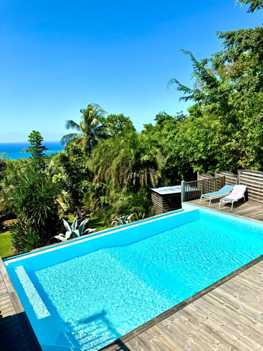 Sport & Beauty 5, Villa d'exception vue sur la mer des Caraibes - Idealement situee !, Deshaies