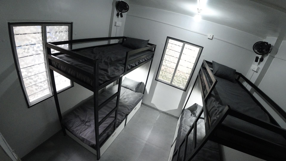 Others, Solo Stays, Pune