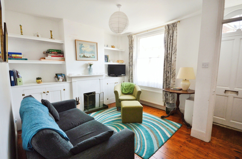 Others 5, Admirals Cottage, Isle of Wight