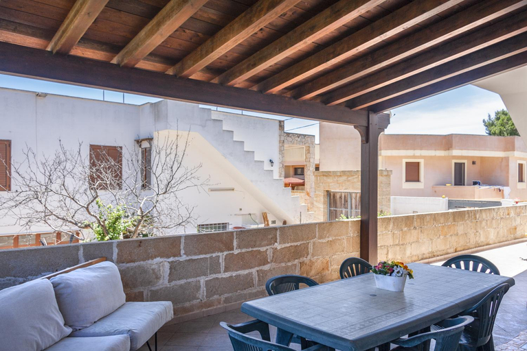 Others 4, Casa Riccione, Lecce