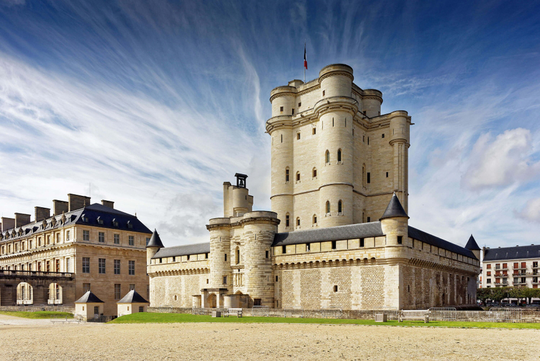 Exterior & Views 2, Paris-Disney 2 chambres confort & jardin, Val-de-Marne