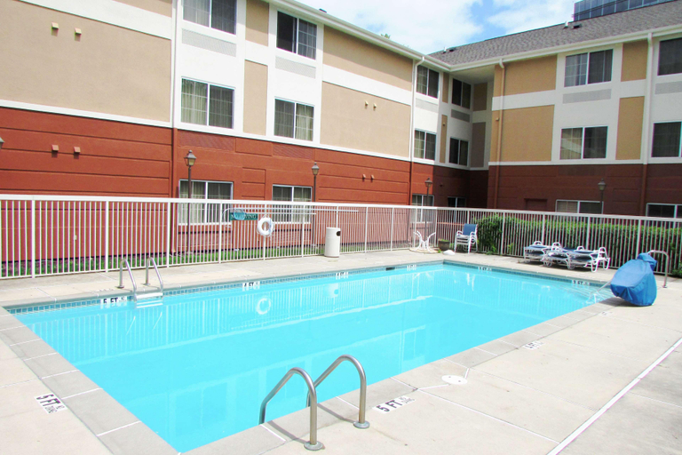 Sport & Beauty 5, Extended Stay America - Atlanta - Perimeter - Peac, Fulton
