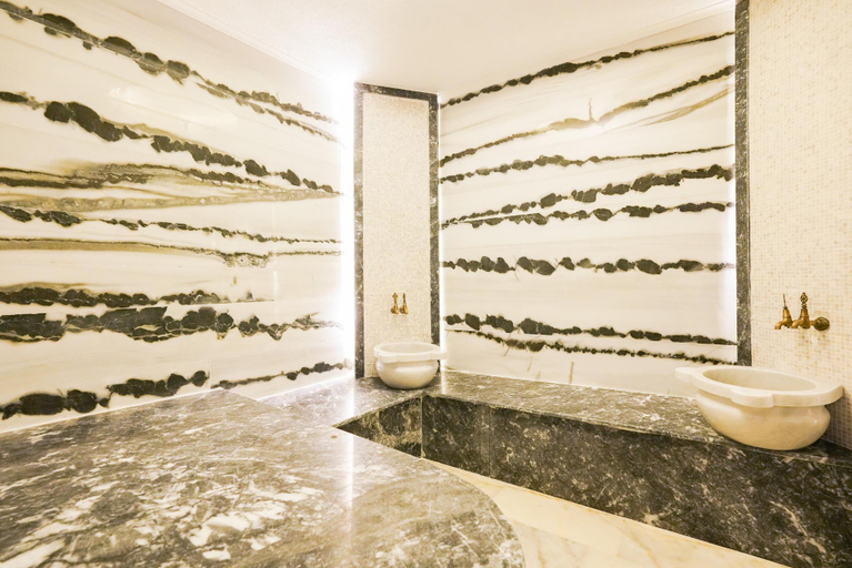 Bathroom 4, Likya Gardens Hotel, Kaş