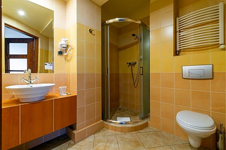 Bathroom 4, Hotel Diament Vacanza, Będzin