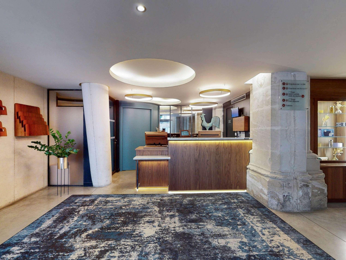 Public Area 4, Mercure Poitiers Centre Hotel, Vienne