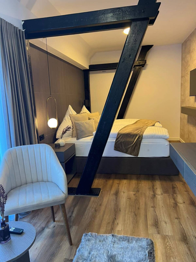 Bedroom 3, Hotel Harmshof Bispingen, Heidekreis