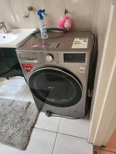 Bathroom 2, VB Accomodation (STATION HOME), City of Cape Town