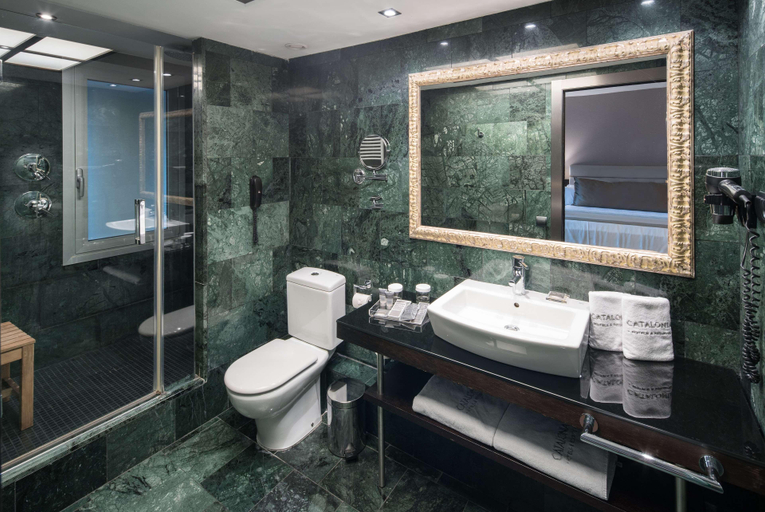 Bathroom 5, Catalonia Rigoletto Hotel, Barcelona