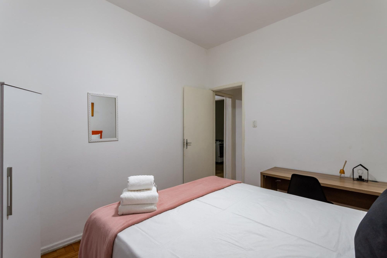 Room 4, 6 Minutes From Copacabana Beach El108, Rio de Janeiro