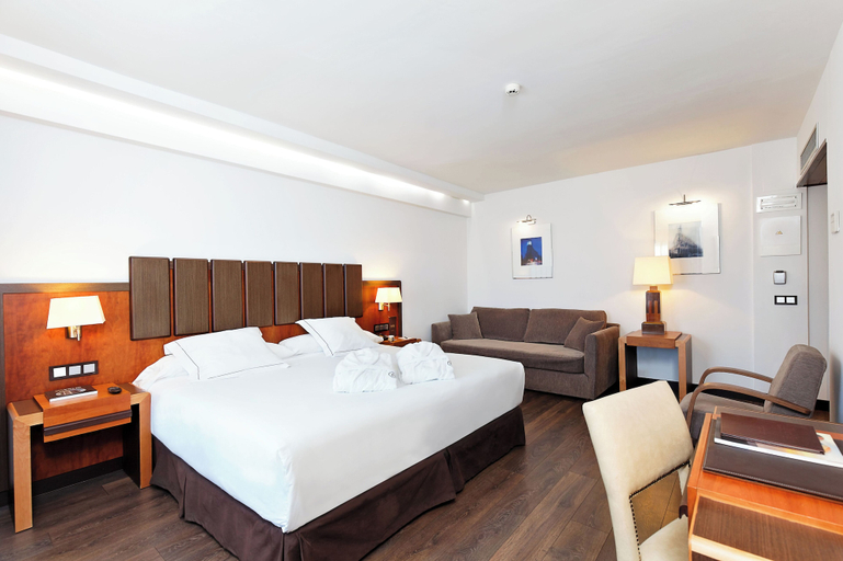 Bedroom 3, Hotel Claridge Madrid, Madrid