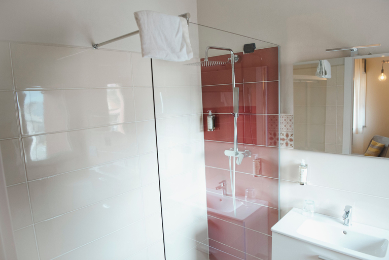 Bathroom 4, Hotel Rendez Vous, Aosta