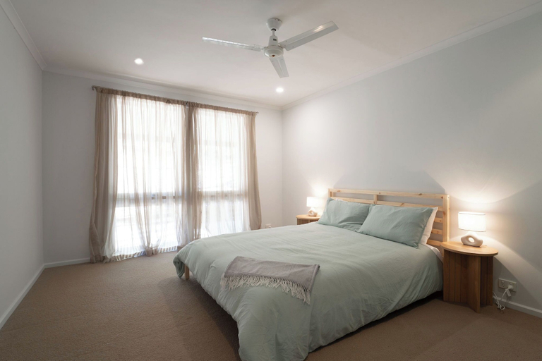 Bedroom 2, Mount Lofty Golf Course, Adelaide