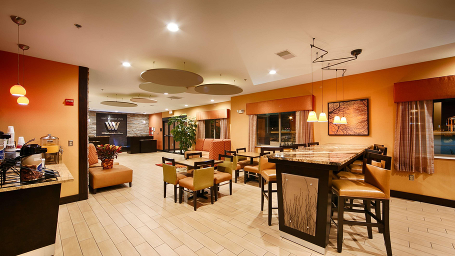 Public Area 3, Best Western Plus Whitewater Inn, Hamilton