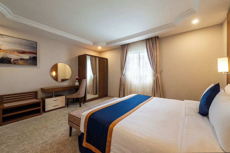 Bedroom 2, Al Qasr Hotel Suites - Al Wadiin
