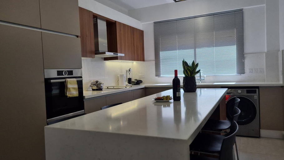 Room 4, 97 LIM - Stay Vital Elegance Apartment