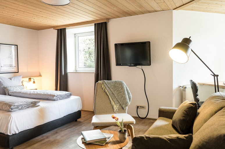 Bedroom 4, Das Nordberg Guesthouse, Garmisch-Partenkirchen