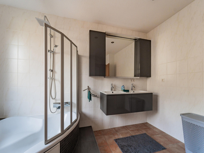 Bathroom 4, Ruckzugsort mit Waldblick, Schmalkalden-Meiningen