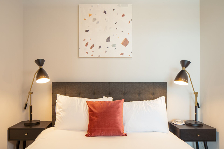 Bedroom 3, Kasa River North Chicago, Cook