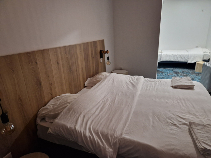 Bedroom 3, Le Phenix Hotel Limoge, Haute-Vienne