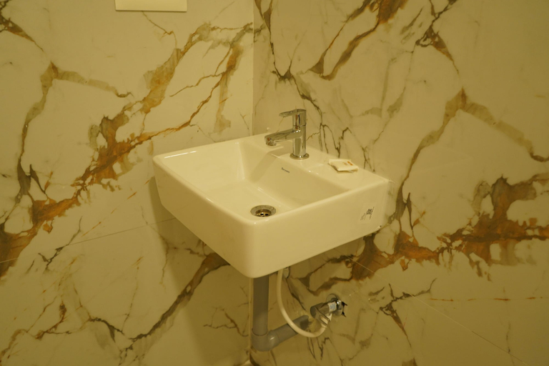 Bathroom 3, Golden Dawn Residency, Tiruvannamalai