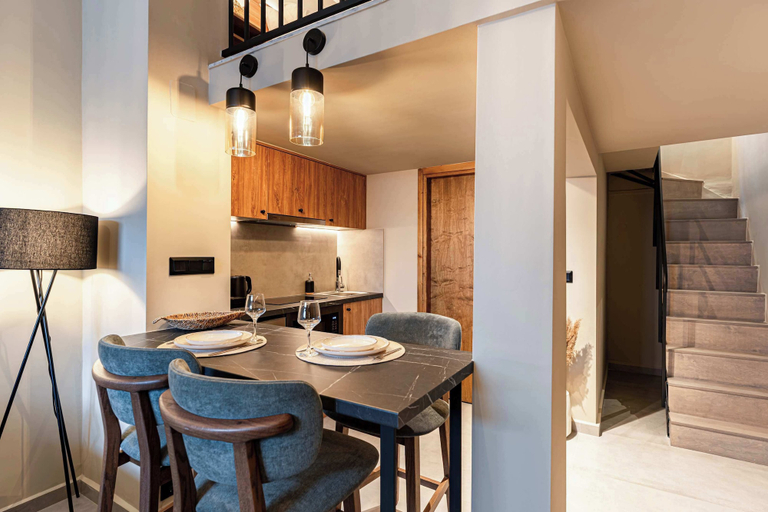 Others 5, Noemi City Lofts, Crete
