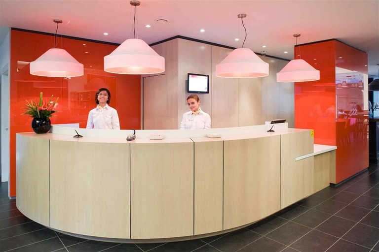 Public Area 3, ibis Bristol Temple Meads Quay, Bristol