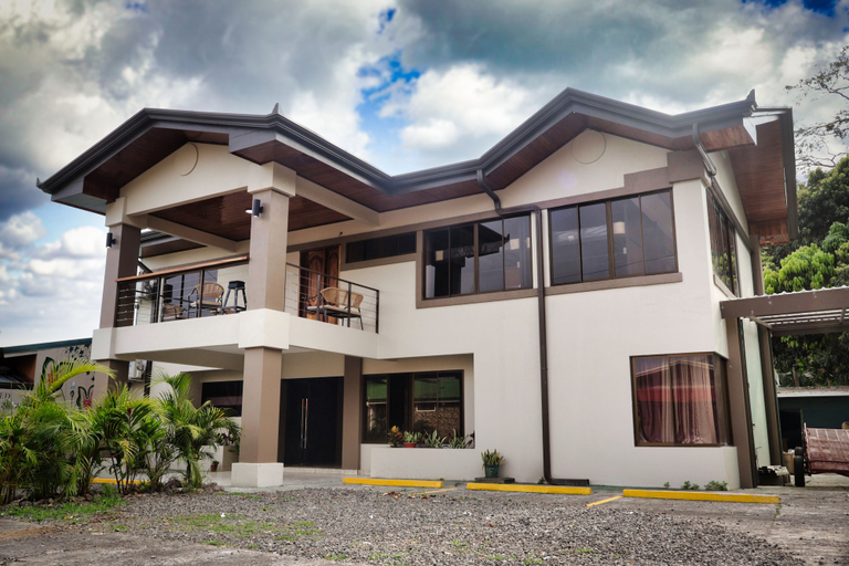 Exterior & Views 2, Ceiba Eco Hostel, San Carlos