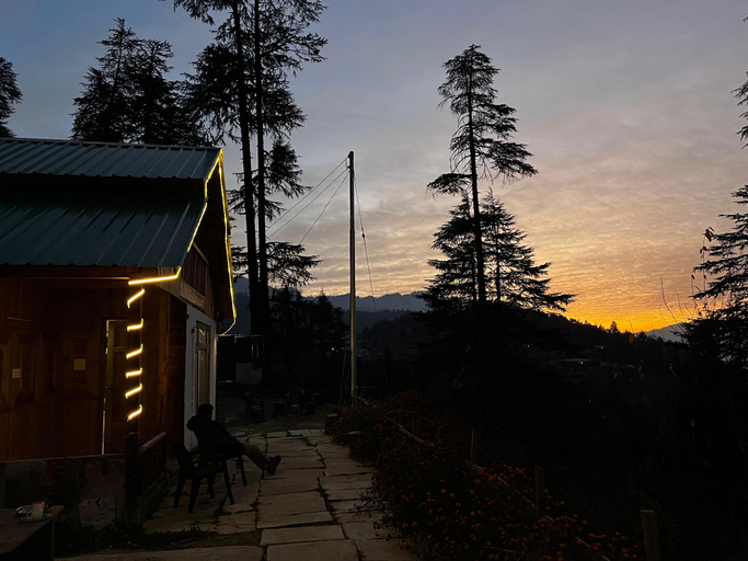 View 3, Timber nest Cottage, Kullu