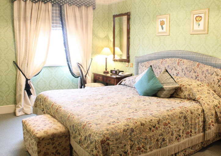 Bedroom 2, Leonard, London